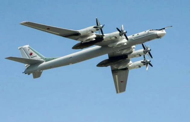 TU-95MS: Τα στρατηγικά βομβαρδιστικά της Ρωσίας εκτέλεσαν πυραυλικές επιθέσεις